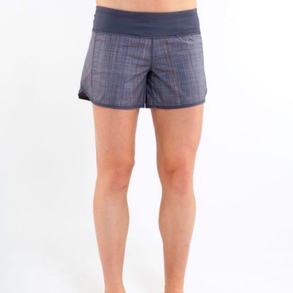 Lululemon Turbo Run Short Gray Coal Plaid size 4